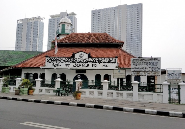 Masjid Jami Cikini Al Ma'mur is now Cagar Budaya DKI Jakarta (Jakarta Cultural Heritage). 