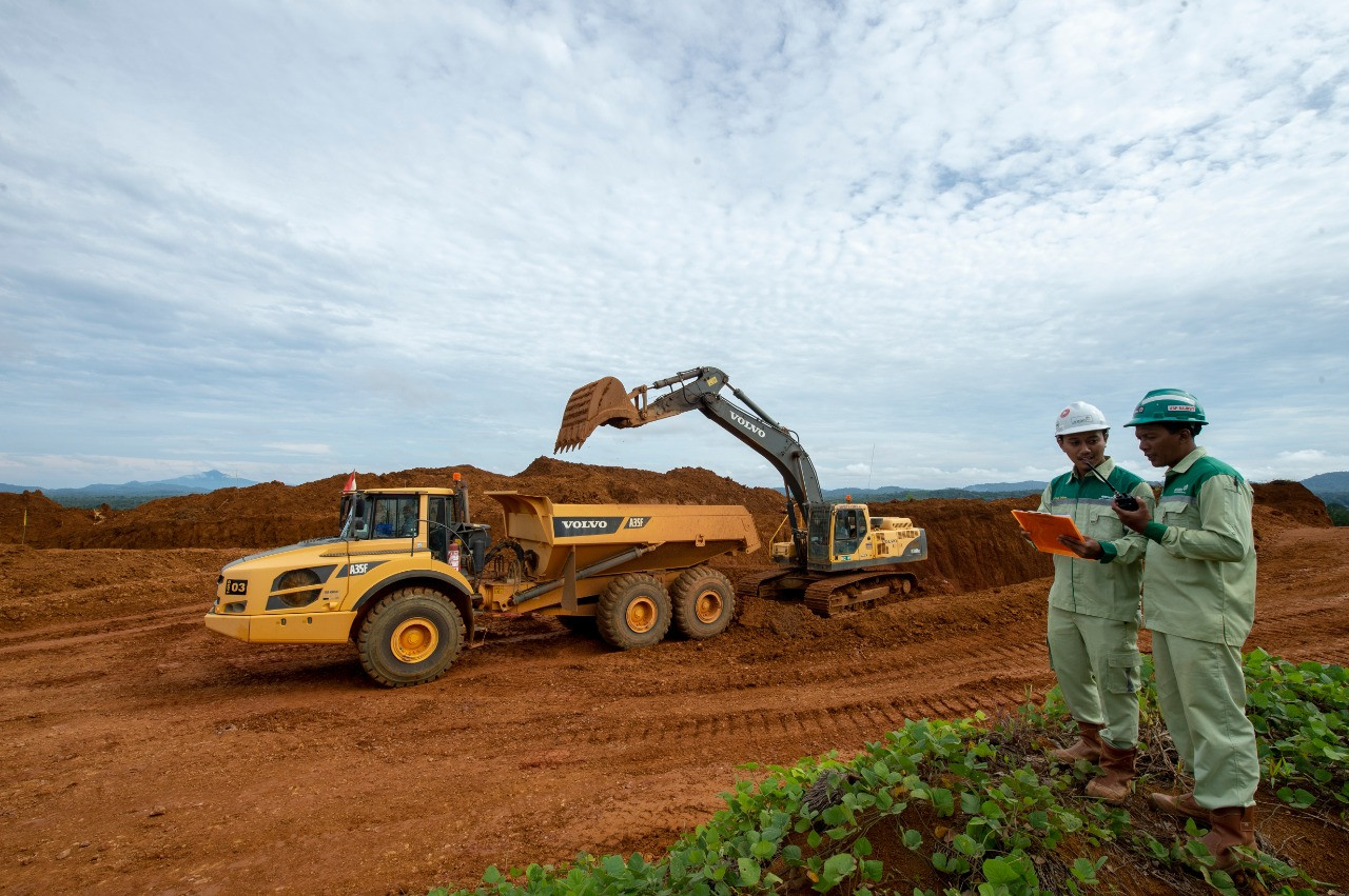 Bauxite Miners Want Price Floor To Lessen Pain Of Export Ban Wed