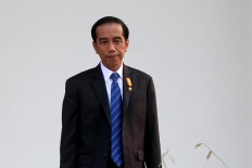 Jokowi inaugurates nine governors, deputy governors