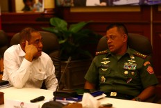 Defense Ministry holds meeting to introduce defense programs