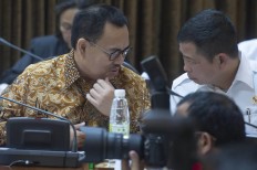 Govt to cut subsidized fuel prices by Rp 500 per liter