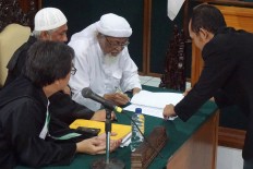 Abu Bakar Baasyir welcomes house arrest plan: Lawyer