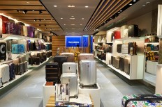 Samsonite to bag luxury luggage maker Tumi for $1.8 billion 