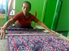 New handwoven textiles school to open in Kupang 