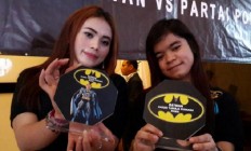 Batman reports Indonesian ambassador to police for racist remarks 