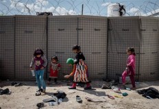 In Iraq war, hundreds more displaced by Islamic State group 