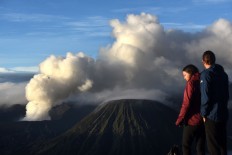 Team stops search for missing Swiss hiker on Mt. Semeru