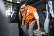 Ahok, councilors involved in dispute over reclamation 