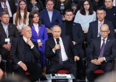 Putin says Panama Papers part of US plot to weaken Russia