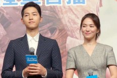 Song Joong-ki, Song Hye-kyo hold pre-wedding photoshoot in San Francisco