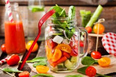 5 things to consider before a detox diet