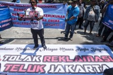 Court revokes reclamation permits