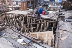 Two injured in work accident at Penjaringan seawall