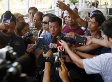 Philippine presidential front-runner's rape remark condemned