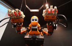 France shows off humanoid underwater exploration robot 