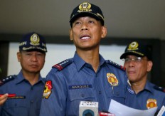 Philippine militants free 10 Indonesian hostages 