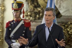 Argentina president agrees to be probed over Panama Papers