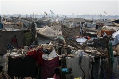 Kenya closing camps with hundreds of thousands of refugees 