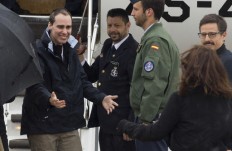 3 Spanish reporters home after 10 months captivity in Syria 