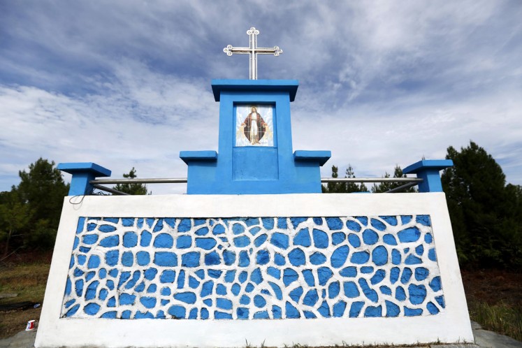 The "Mangokal Holi" tradition of the Batak Toba tribe