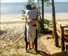 Photo of couple hugging latest optical puzzle to spark Internet frenzy