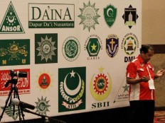 Police prepare list of mass organizations for possible disbandment