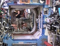 Astronauts enter world's first inflatable space habitat 