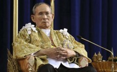 Ailing Thai king undergoes blood purification 
