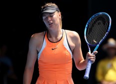 Nike 'will continue to partner' with Sharapova despite ban