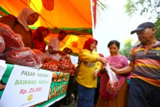 Jakarta Police, Bulog conduct market operation