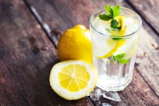 Why you should drink lemon water every morning 