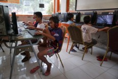 Students develop antiporn app to censor internet for children 