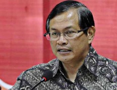 Govt to limit public smoking areas