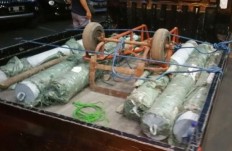 Narcotics agency nabs three, seizes drugs stuffed into steel poles