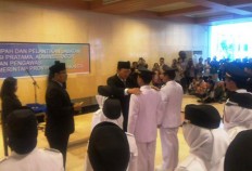 Ahok shakes up city bureaucracy, replaces 513 officials