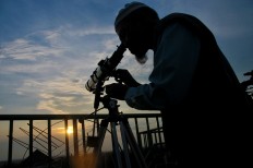 Ramadan starts early in Maluku villages, people flock to mosques