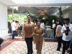 Rini Soemarno transforms appearance for Idul Fitri