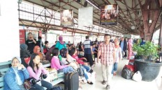 Lebaran traffic to Jakarta start crowding capital