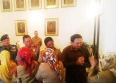 Ahok hosts ‘halal bihalal’ gathering at City Hall