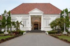 Paintings from palace collections to be exhibited in August