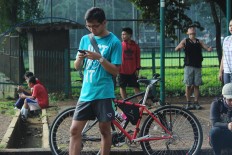 Pokémon Go endangers national security, spy chief says