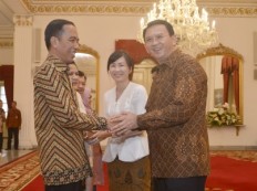 Ahok still a frontrunner, survey says