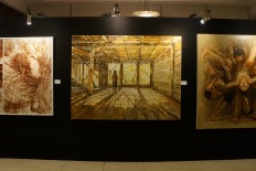 Indonesian painters collaborate to fund children's education 