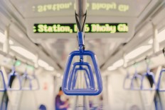 Singaporeans pay train, bus fares with Mastercard in trial program