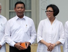 Jokowi urged to reverse Wiranto’s appointment