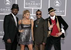 Fergie, Black Eyed Peas headline separate DNC concerts 