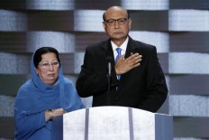 Criticism grows for Trump's assailing of Muslim vet's family 