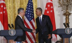 Obama: Pulling up drawbridge on trade would hurt US workers