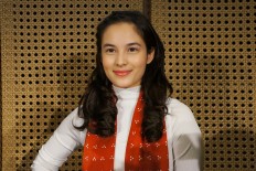 Actress Chelsea Islan poses during a press conference for the theater play Bunga Penutup Abad in Jakarta on Thursday.