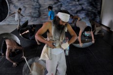 Sardono W. Kusumo to perform 'Black Sun' at Singapore International Festival of Arts